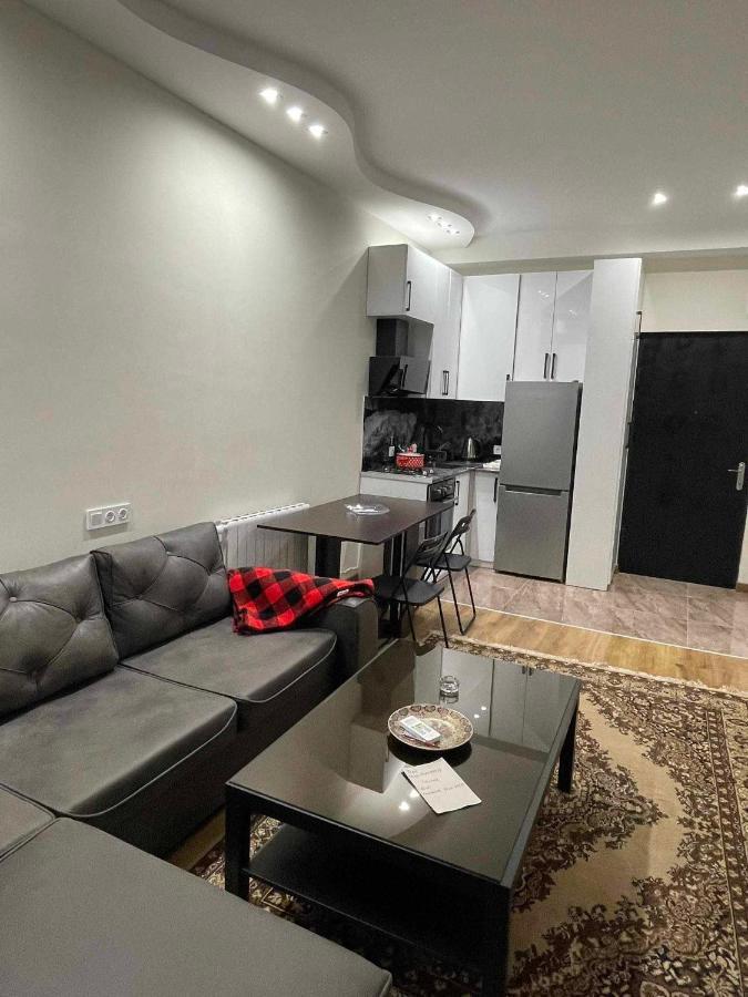 Apartment - "Exclusive" Тбилиси Экстерьер фото
