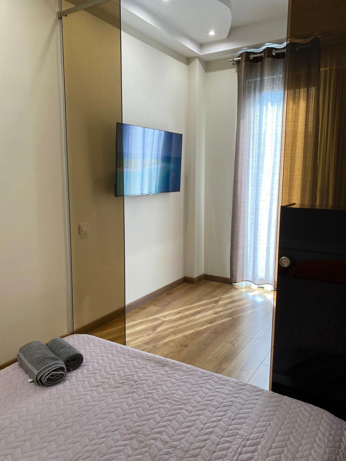 Apartment - "Exclusive" Тбилиси Экстерьер фото